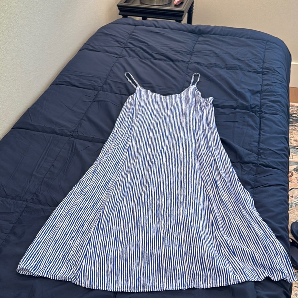Old Navy L smocked back lightweight Striped Blue and White Dress